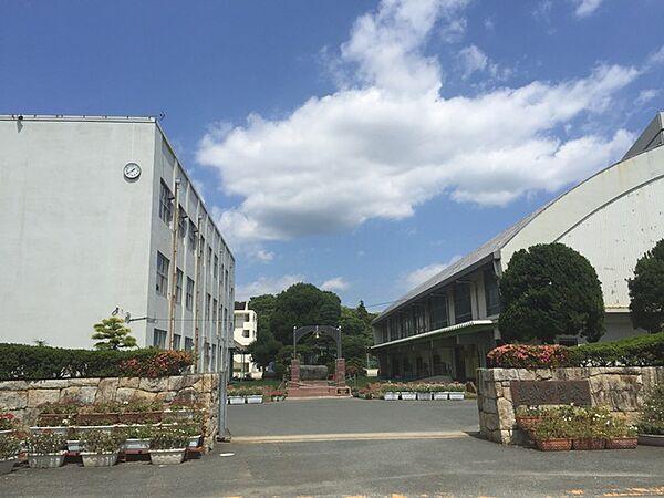 【周辺】豊城中学校（1730m）