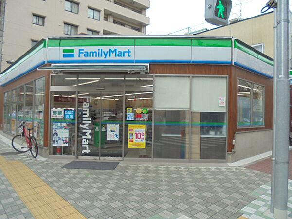 【周辺】ファミリーマート 立川錦町二丁目店（169m）