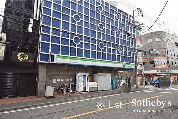 【周辺】ファミリーマート横浜天王町店 徒歩1分。 60m