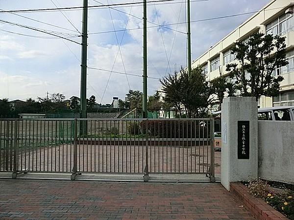 【周辺】横浜市立鶴ヶ峯中学校 700m