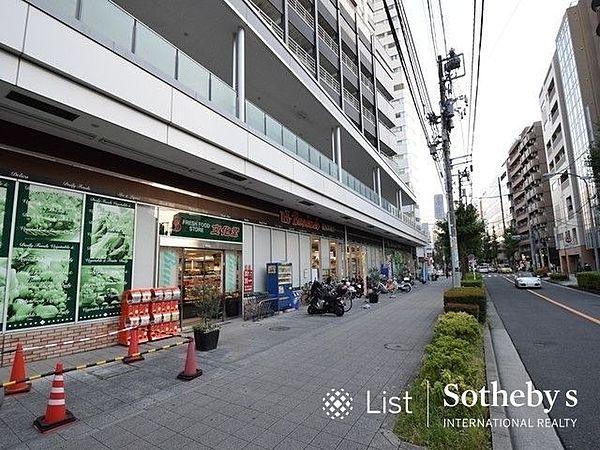 【周辺】文化堂横浜高島店（スーパー） 徒歩7分。 520m