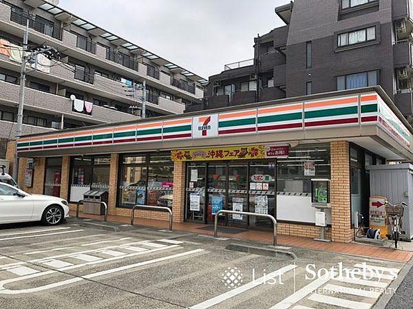 【周辺】セブンイレブン横浜片倉町店 徒歩1分。 54m
