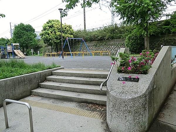 【周辺】大安寺公園 徒歩6分 450m