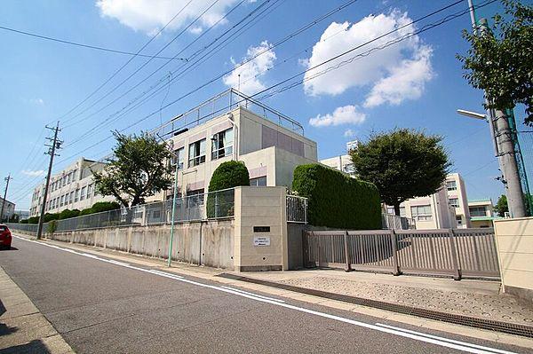 【周辺】名古屋市立平針中学校 200m