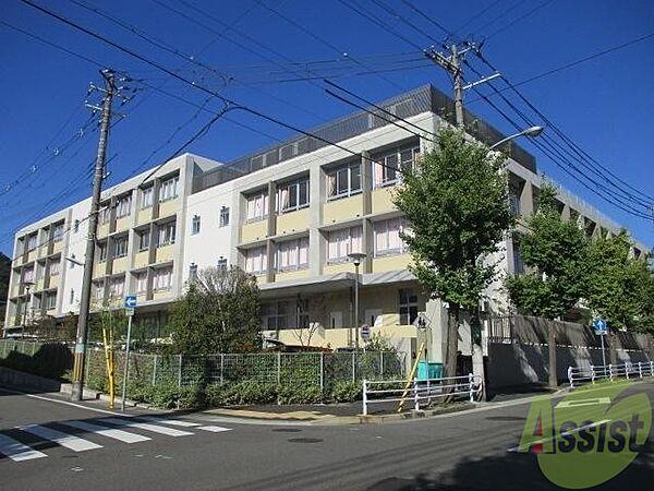 【周辺】神戸市立神戸祇園小学校 662m