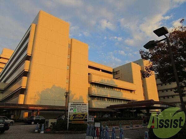 【周辺】神戸大学医学部附属病院 813m