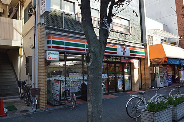 【周辺】セブンイレブン松戸本町店　185m