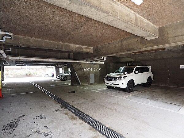 【駐車場】駐車場。