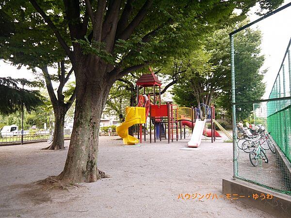 【周辺】【公園】板橋区立　小豆沢公園　まで561ｍ