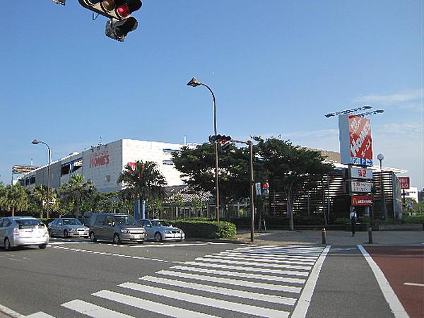 【周辺】島忠ホームズ横須賀店（1039m）