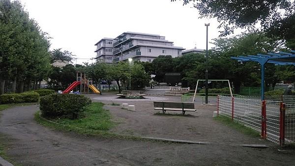 【周辺】浦安南部土地改良記念公園　94ｍ
