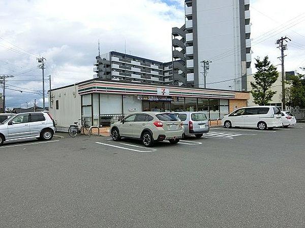 【周辺】セブンイレブン 一宮黒田北店 380m