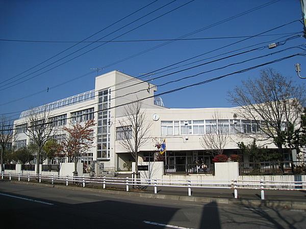 【周辺】札幌市立厚別北小学校 718m