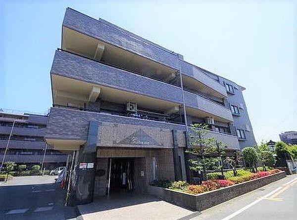 【外観】総戸数72戸。3路線利用可能な「和光市」駅最寄りのマンションです。