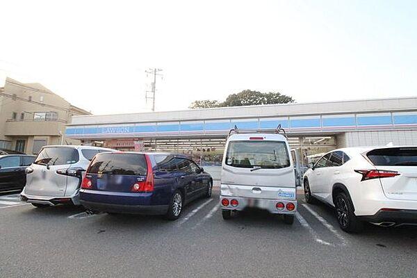 【周辺】ローソン東山田駅前店 636m
