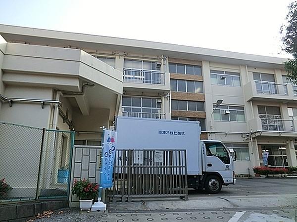 【周辺】横浜市立相武山小学校まで581m