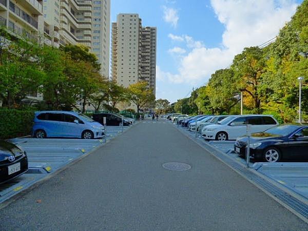 【駐車場】現地駐車場は自走式と機械式の2パターンです。