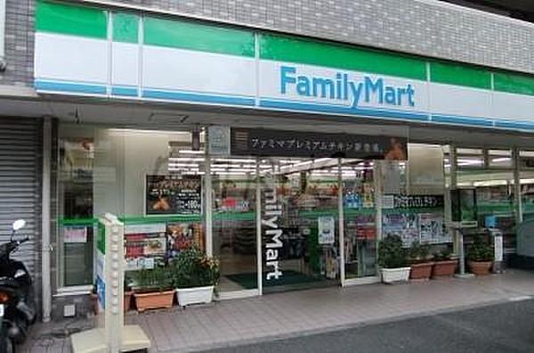【周辺】ファミリーマート 佐野浅間町店（442m）