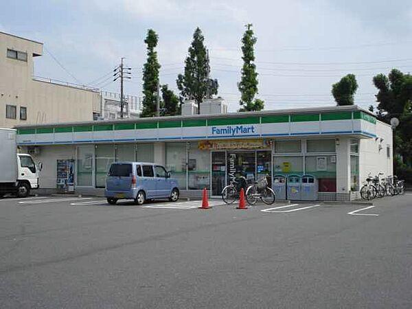 【周辺】ファミリーマート名東牧の原店 245m