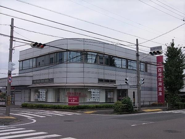 【周辺】西尾信用金庫半田支店 徒歩 約4分（約270m）
