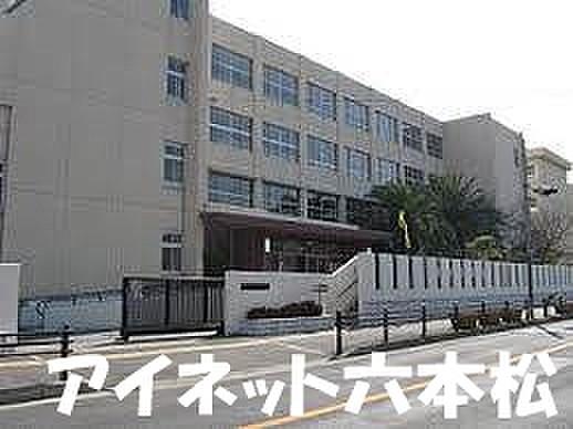 【周辺】福岡市立長尾中学校 933m