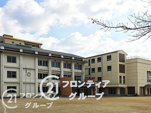 【周辺】奈良市立椿井小学校 750m