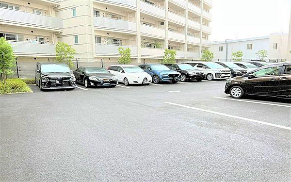 【駐車場】停めやすい駐車場