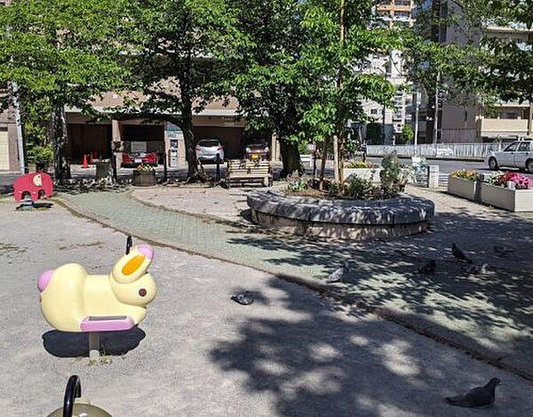 【周辺】【公園】菊一児童遊園まで378ｍ