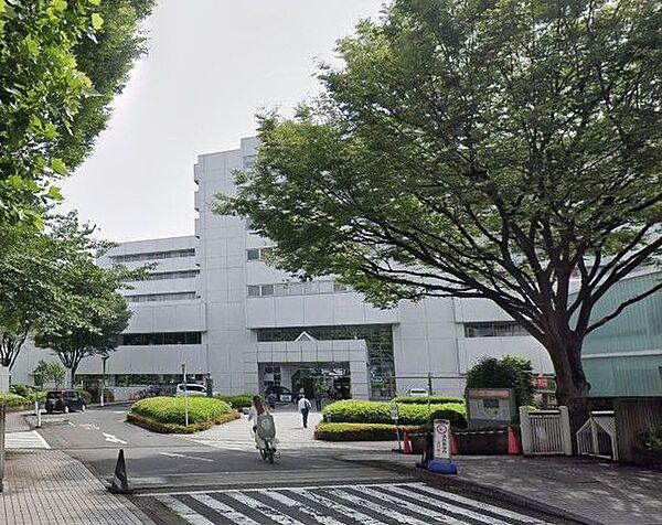 【周辺】東京都立大塚病院 徒歩5分。 400m