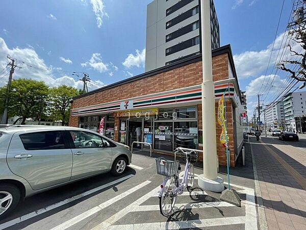 【周辺】セブンイレブン札幌南平岸店 380m