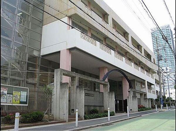 【周辺】神戸市立中央小学校 徒歩4分。 310m