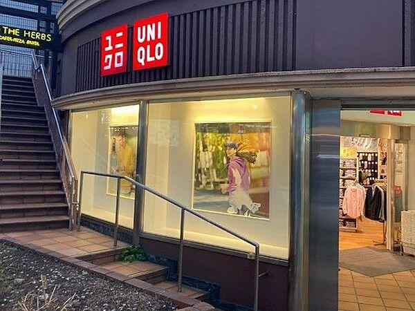 【周辺】ユニクロ市ケ谷駅店 徒歩7分。 560m