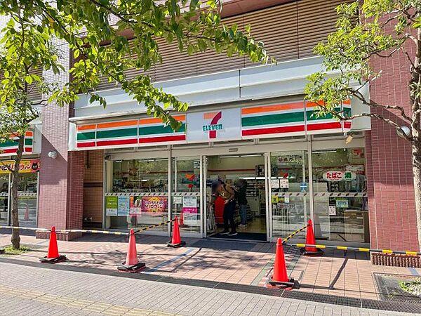 【周辺】セブン-イレブン 川口駅東口店