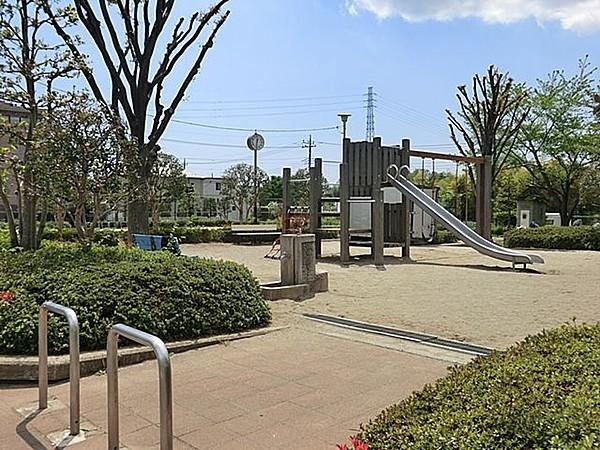 【周辺】戸塚西台公園　400ｍ