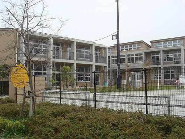 【周辺】浦安市立高洲小学校（388m）
