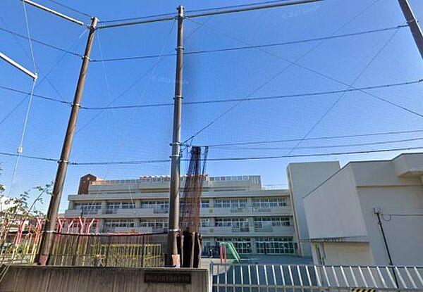 【周辺】【小学校】横浜市立富士見台小学校まで581ｍ
