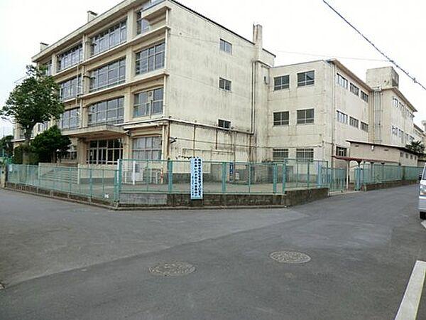 【周辺】【中学校】西東京市立ひばりが丘中学校まで691ｍ