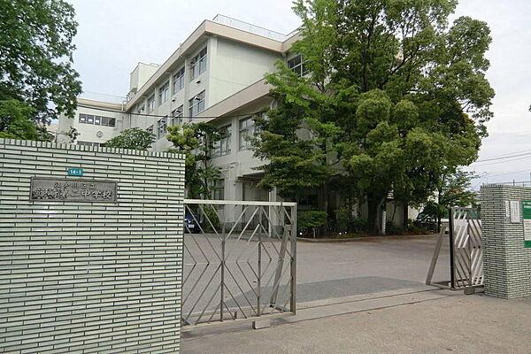 【周辺】篠崎第二中学校学区　徒歩13分（約1000ｍ）
