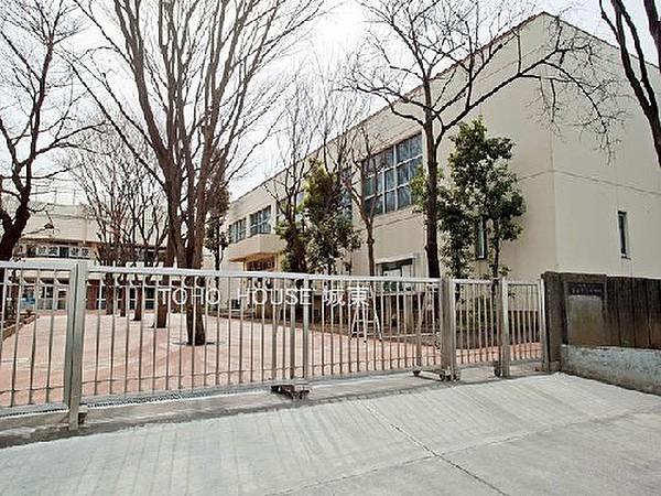 【周辺】周辺環境-中学校(650m)板橋区立高島第三中学校