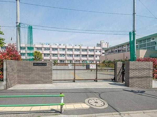 【周辺】周辺環境-小学校(750m)葛飾区立梅田小学校