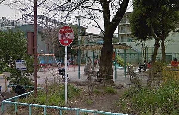 【周辺】多摩川二丁目児童公園（450m）