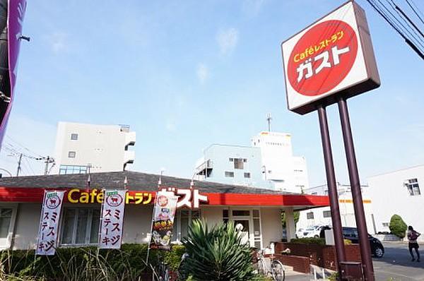 【周辺】【ファミリーレストラン】ガスト 筑紫通弓田店まで731ｍ