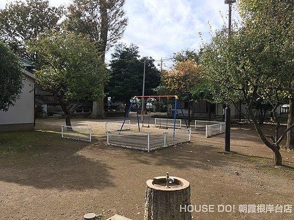 【周辺】公園 ひかわ児童遊園 276m