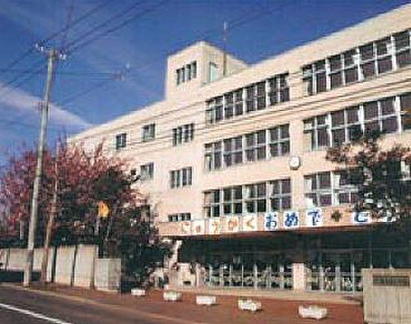 【周辺】小学校「札幌市立南白石小学校まで406m」