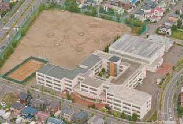 【周辺】中学校「札幌市立上野幌中学校まで1901m」