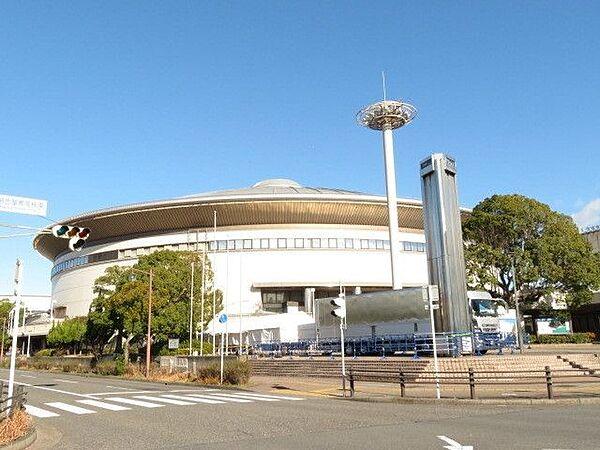 【周辺】【日本ガイシホール】JR東海道本線 笠寺駅連絡橋より徒歩5分収容人数 約10、000人のコンサート会場隣には、様々なスポーツ競技のできる日本ガイシアリーナがあります。 500m