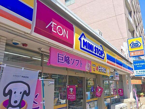 【周辺】ミニストップ 覚王山駅前店 770m