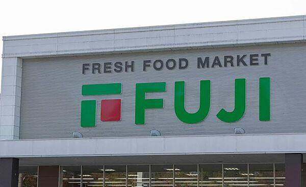 【周辺】【スーパー】FUJI(フジ) 白島店まで612ｍ