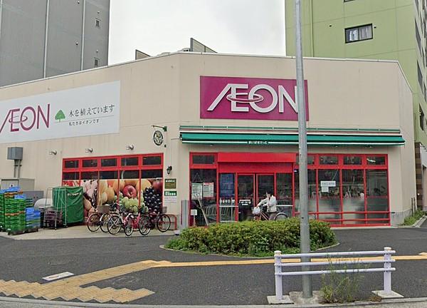 【周辺】赤羽岩淵駅前のスーパー。24時まで開いています