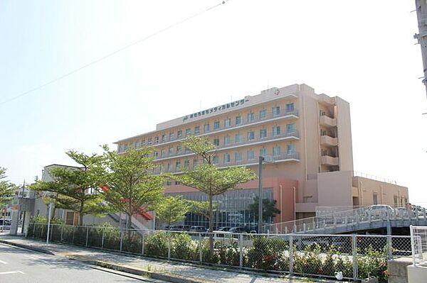 【周辺】病院 おもろまちメディカルセンター 270m